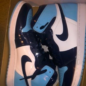Jordan 1 Blue Chill size 13.5 WMNS size 11.5 mens